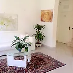 Ofelia Apartahotel 3*