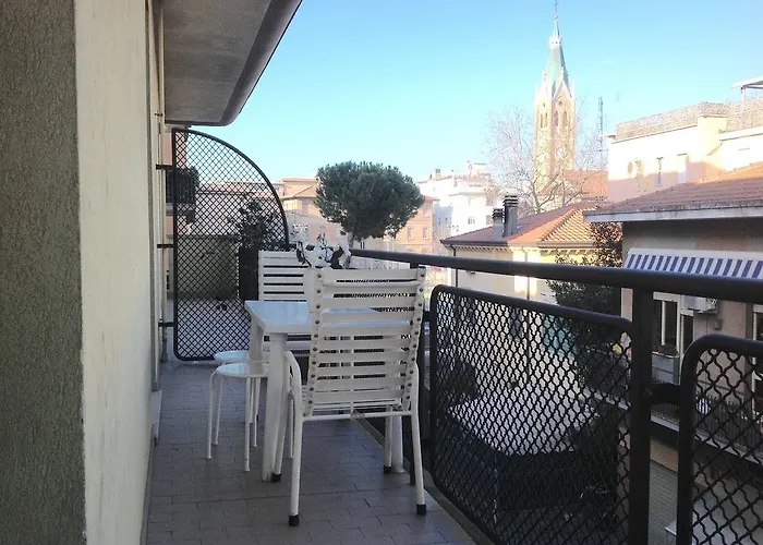 Aparthotel Ofelia 3*