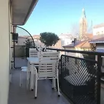 Lägenhetshotell Ofelia 3*