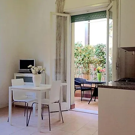 Ofelia Aparthotel