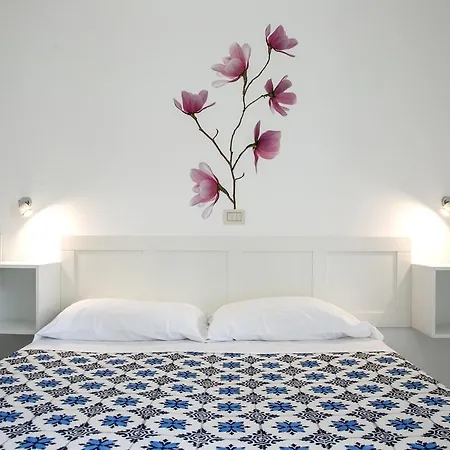 Hotel apartamentowy Ofelia Rimini