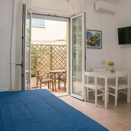 Ofelia Hotel apartamentowy 3*