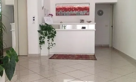 아파트호텔 Ofelia 3*