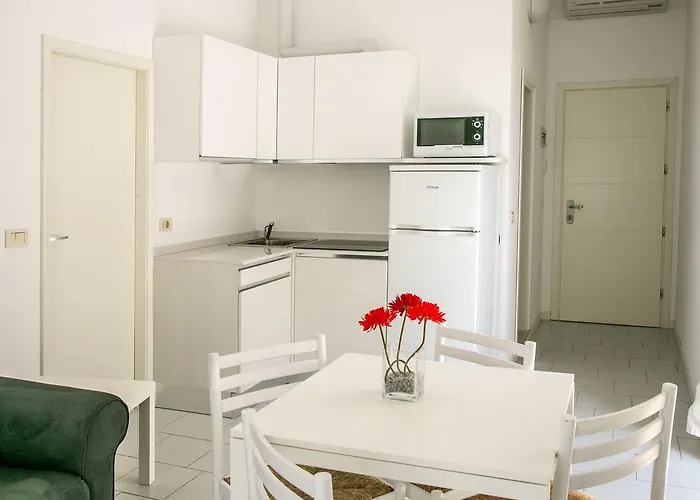 Aparthotel Ofelia 3*