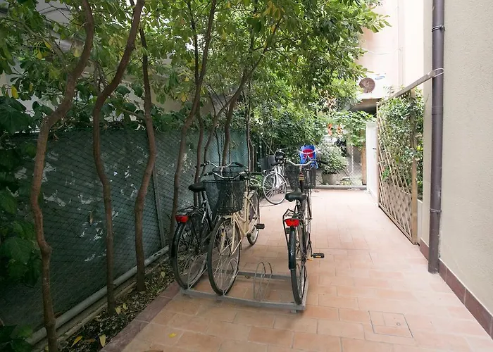 Aparthotel Ofelia 3*