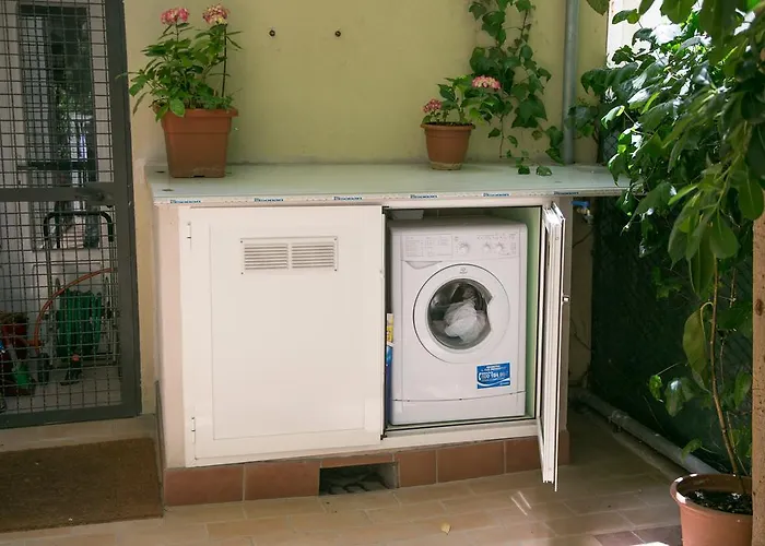 Ξενοδοχείο με διαμερίσματα Ofelia 3*