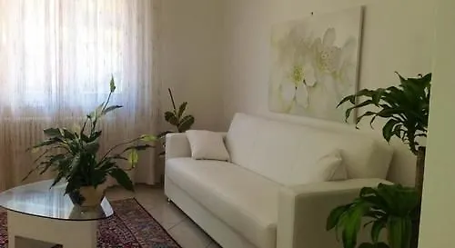 Aparthotel Ofelia 3*