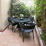 Ofelia Apart-hotel 3*