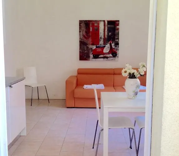 Aparthotel Ofelia 3*