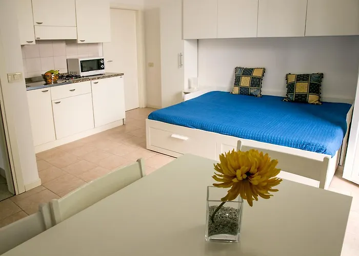 Ofelia Aparthotel